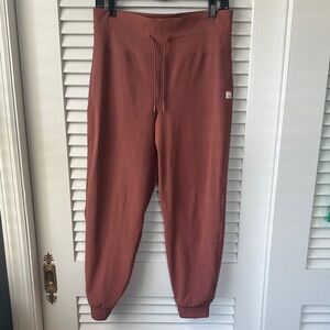 Women’s Vuori Mauve Joggers